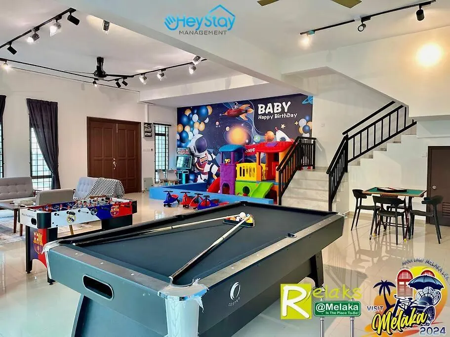 펜션 Villa 20Pax4B3B Privatepool /Karaok/Pooltable/Bbq 말라카