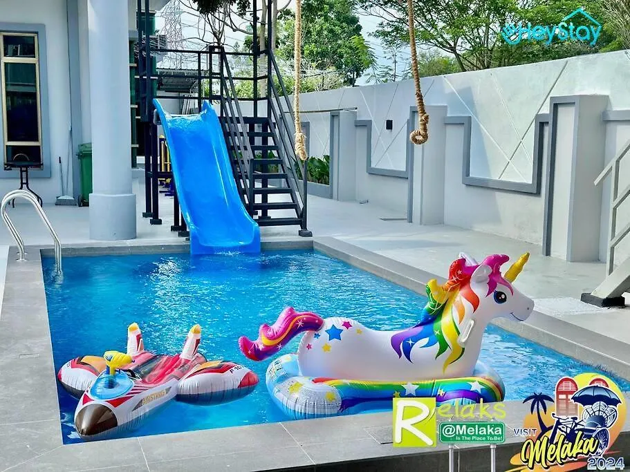 펜션 Villa 20Pax4B3B Privatepool /Karaok/Pooltable/Bbq 말라카