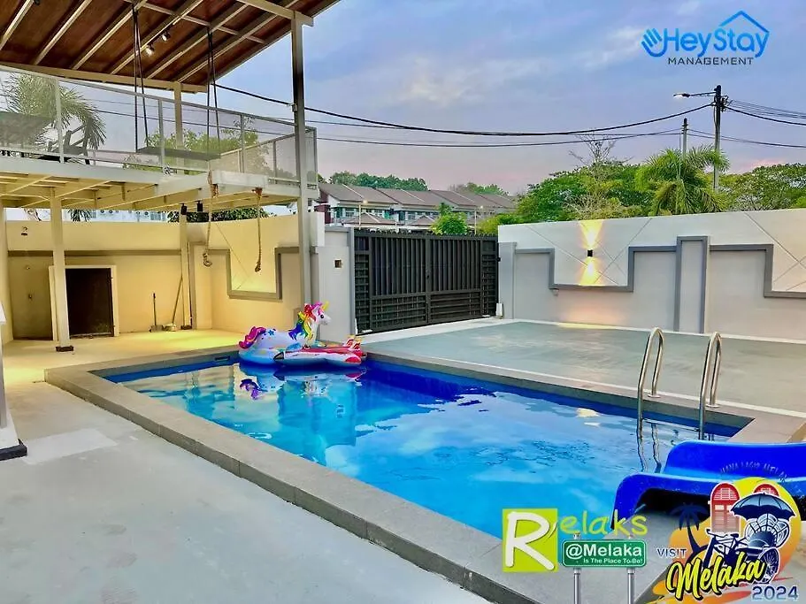 Villa 20Pax4B3B Privatepool /Karaok/Pooltable/Bbq Malacca 0*,